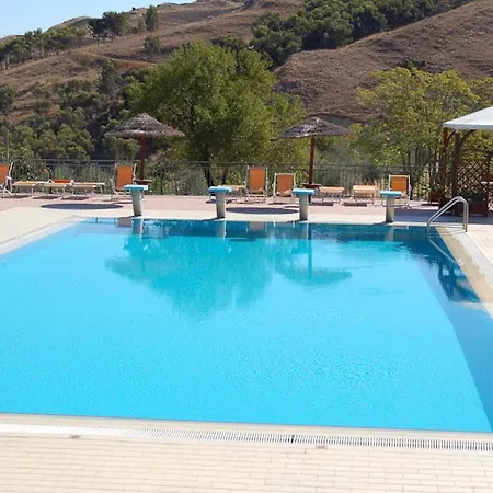 Ciolino Sleeps 4 Pool Wifi Appartamento Resuttano