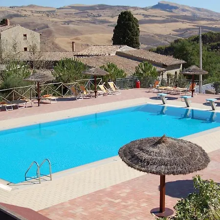 Ciolino Sleeps 4 Pool Wifi Appartamento Resuttano